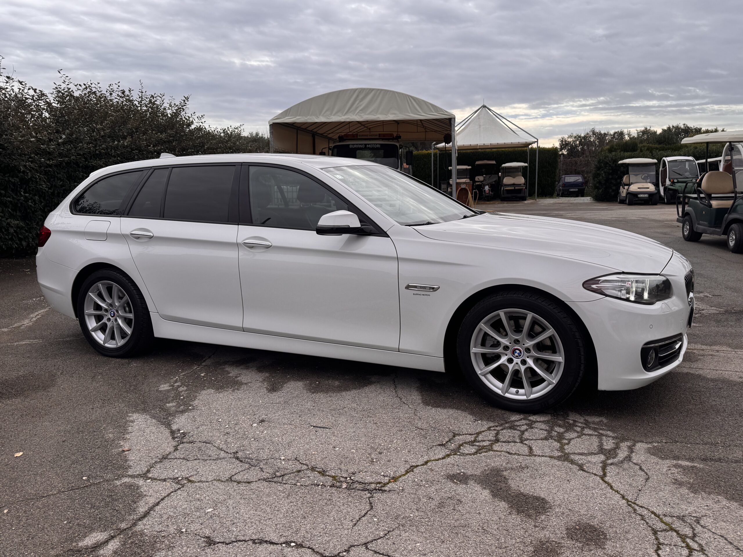 BMW 520 D TOURNIG LUXURY 190 CV - immagine 4