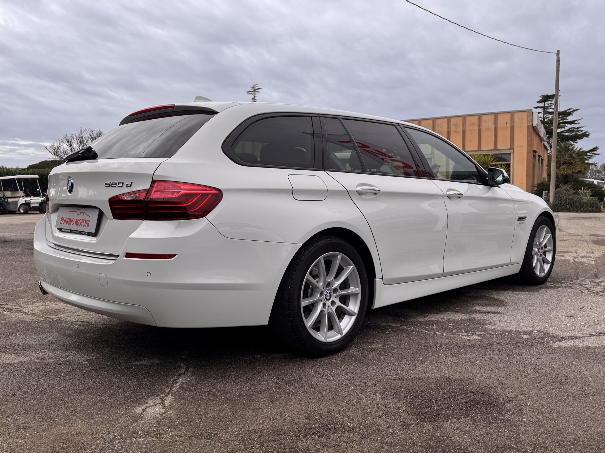 BMW 520 D TOURNIG LUXURY 190 CV - immagine 5