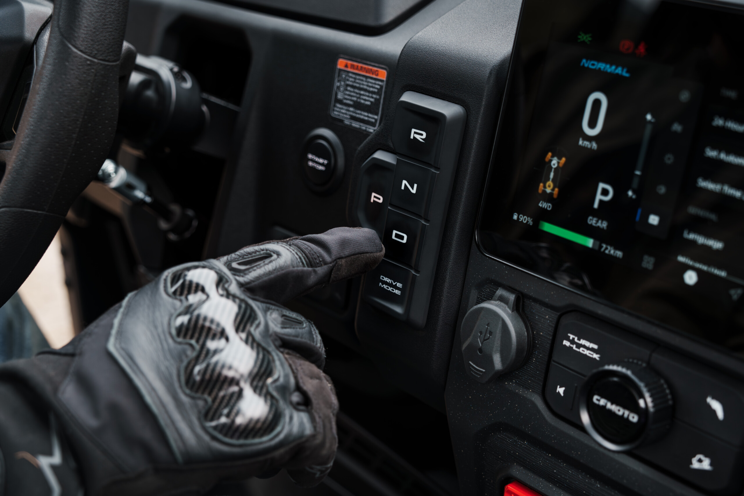 UFORCE 1000 pro EFI 4x4 - immagine 7