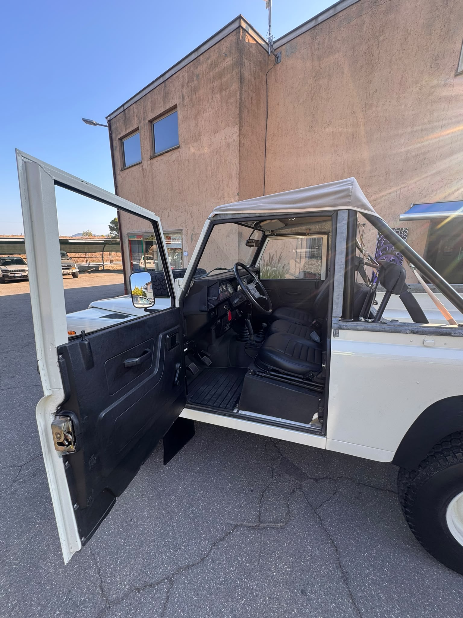 LAND ROVER 2.5 DIESEL SOFT TOP - immagine 16