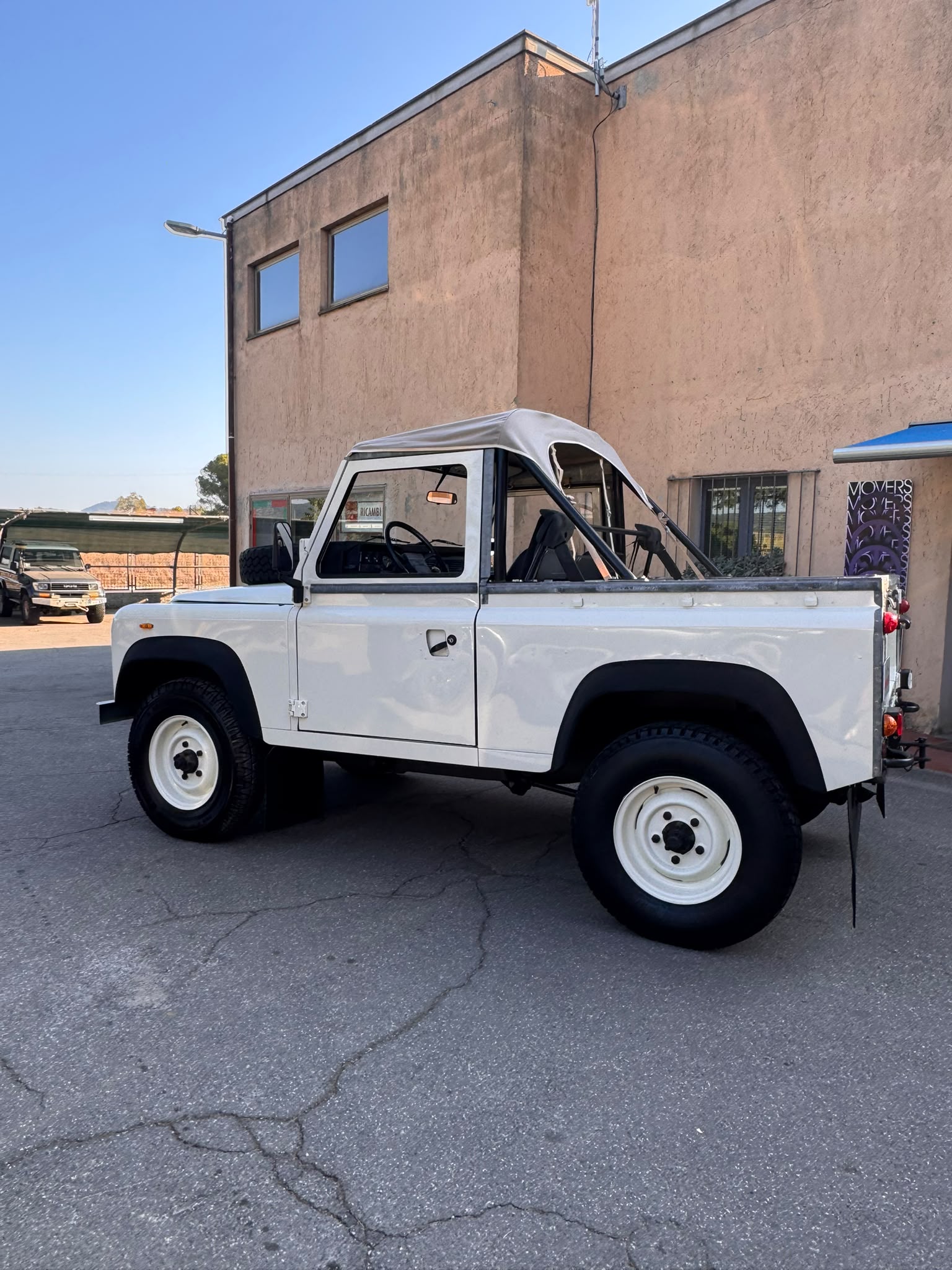 LAND ROVER 2.5 DIESEL SOFT TOP - immagine 13