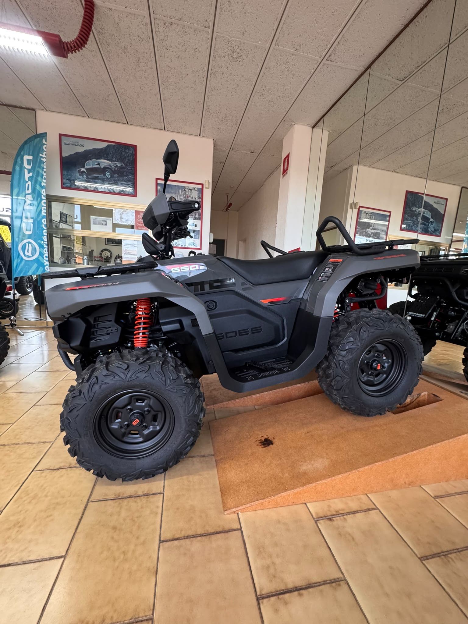 TERROX 550 s EFI 4x4 - PASSO corto - immagine 4