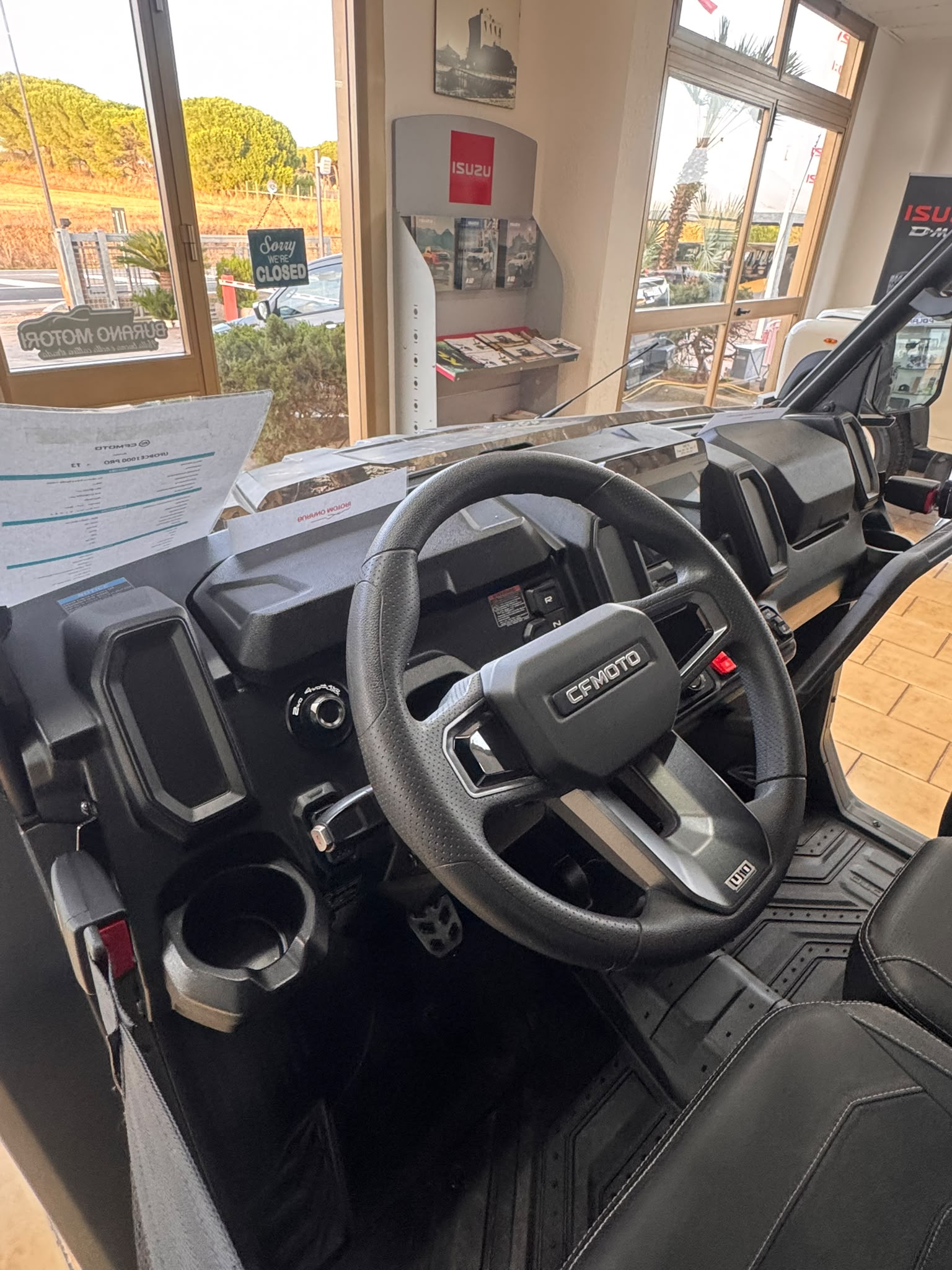 UFORCE 1000 pro EFI 4x4 - immagine 10