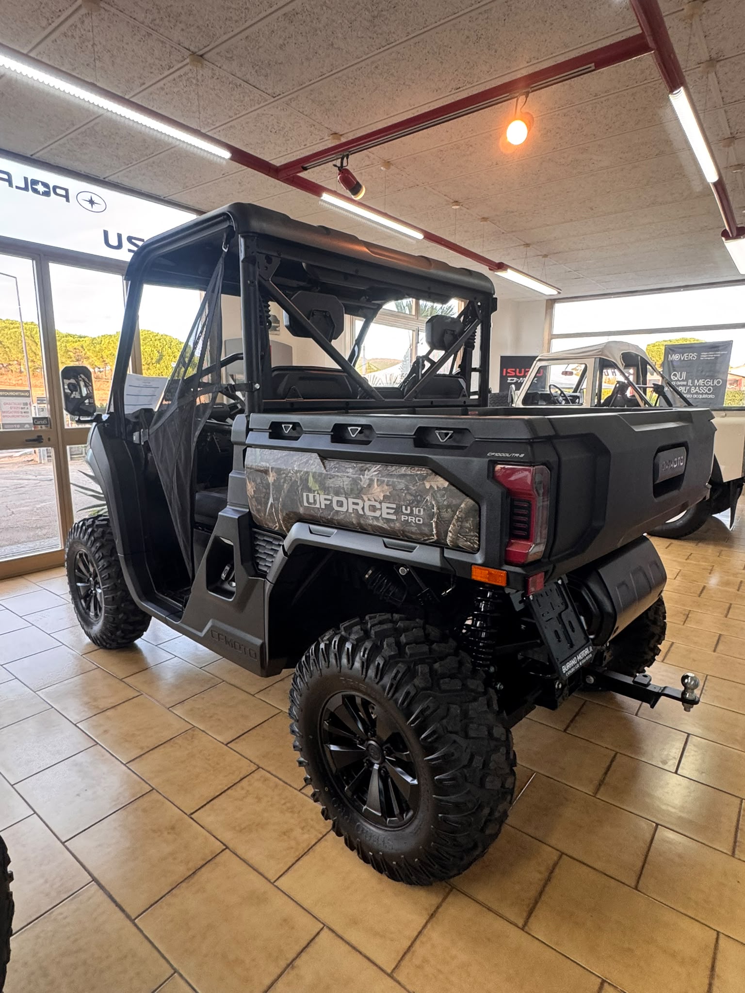 UFORCE 1000 pro EFI 4x4 - immagine 8